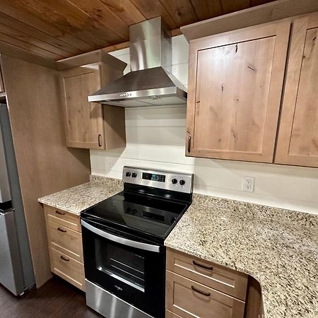 Creekfront Lodge: Brand New! Pigeon Forge Extérieur photo