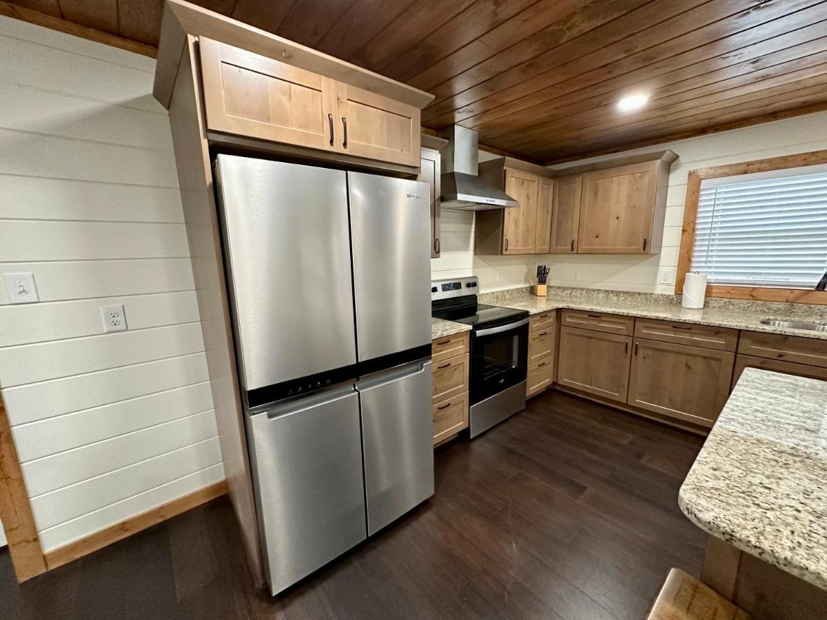Creekfront Lodge: Brand New! Pigeon Forge Extérieur photo