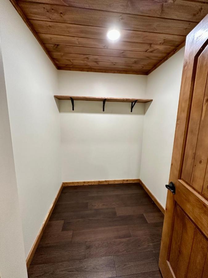 Creekfront Lodge: Brand New! Pigeon Forge Extérieur photo