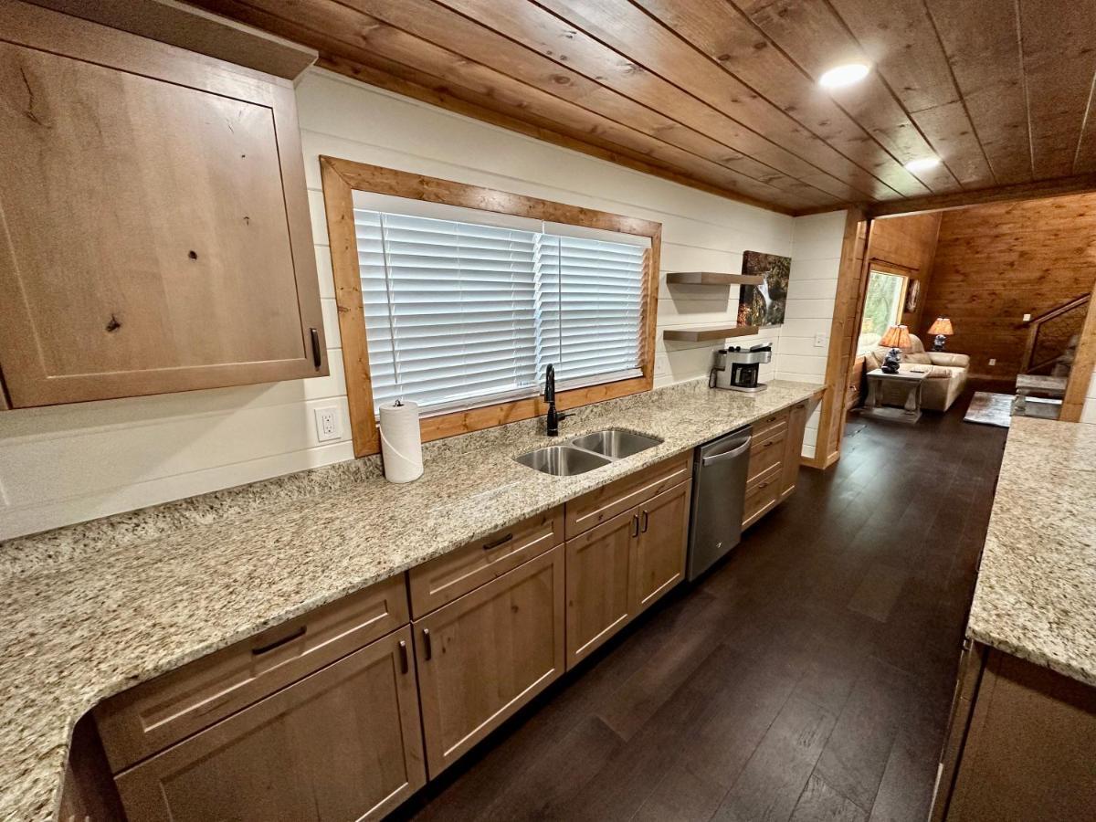 Creekfront Lodge: Brand New! Pigeon Forge Extérieur photo